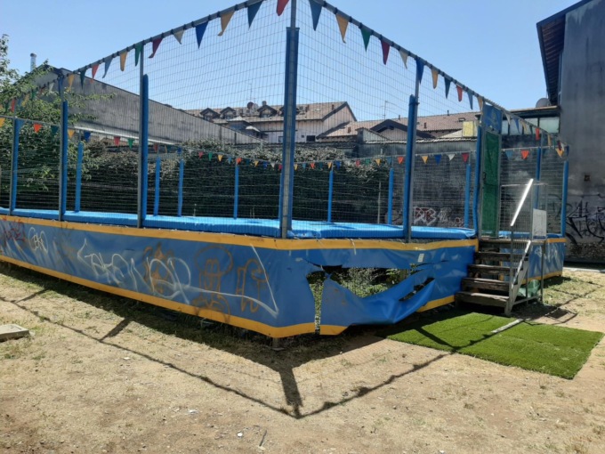 Tappeti elastici vandalizzati: i gestori esasperati alzano bandiera bianca