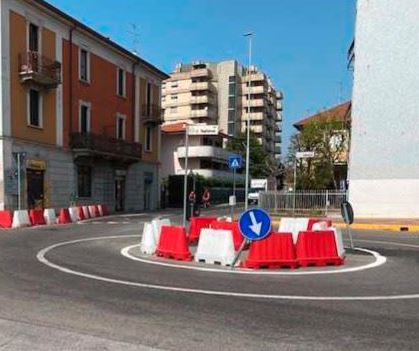Al via i lavori per completare la rotonda di via Guarenti