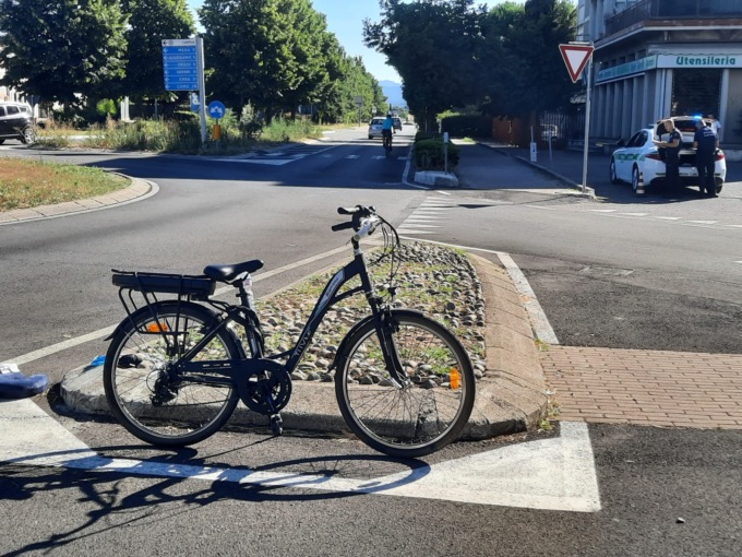 Investita in bicicletta, 63enne finisce in ospedale