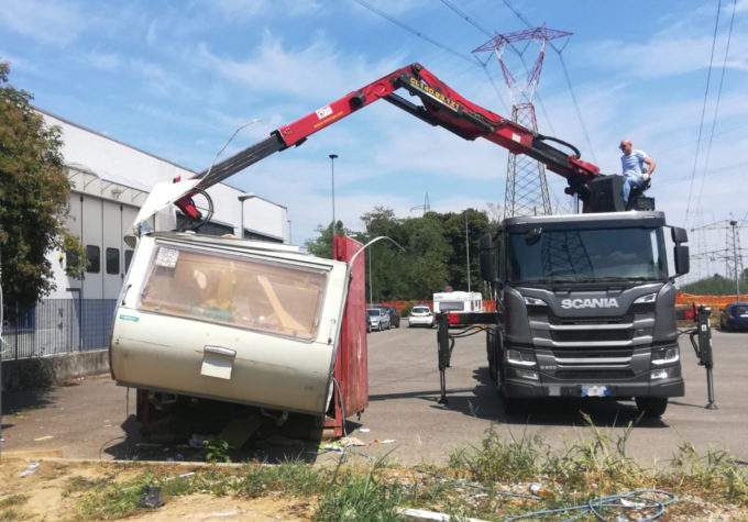 Polizia Locale sgombera un insediamento abusivo in via Sabotino