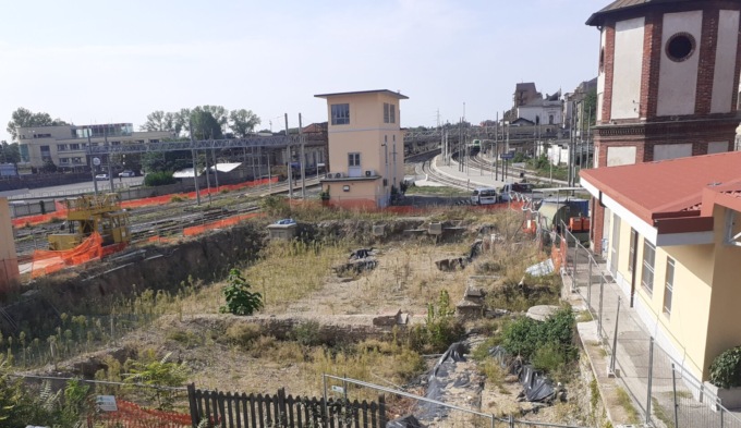 “Salviamo i reperti della vecchia stazione di Monza”