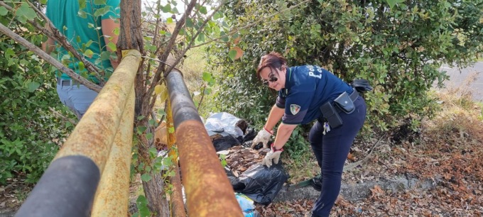 Rifiuti abbandonati, la Polizia Locale individua il responsabile