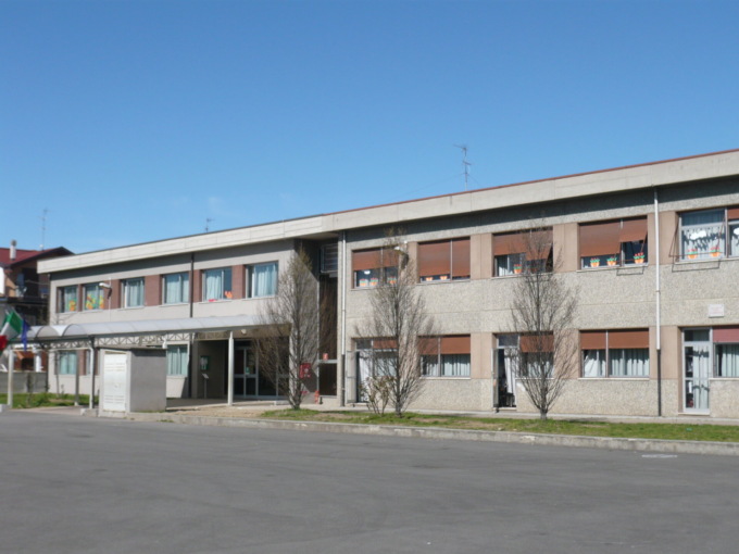 Aule e palestre, a Limbiate lavori in corso nelle scuole