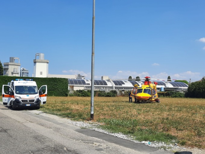 Ha una grave reazione allergica, arriva l’elisoccorso