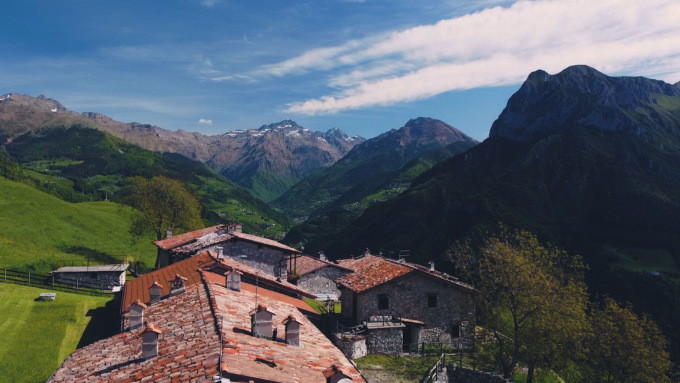 “Praticare il paesaggio camminando la poesia geografica della ValSeriana”