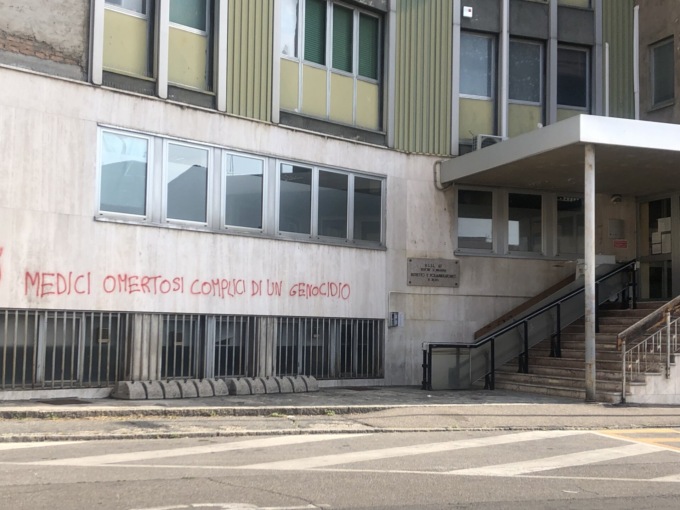 A Desio scritte anche alla sede dell’Ats e accuse gravissime