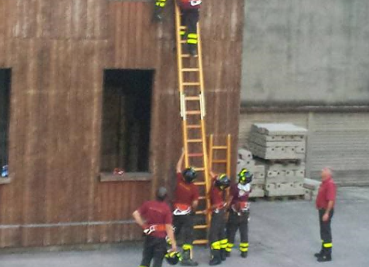 Una nuova copertura per la torre dei pompieri