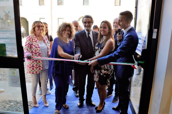 Il presidente Fontana ospite del premio letterario a Limbiate