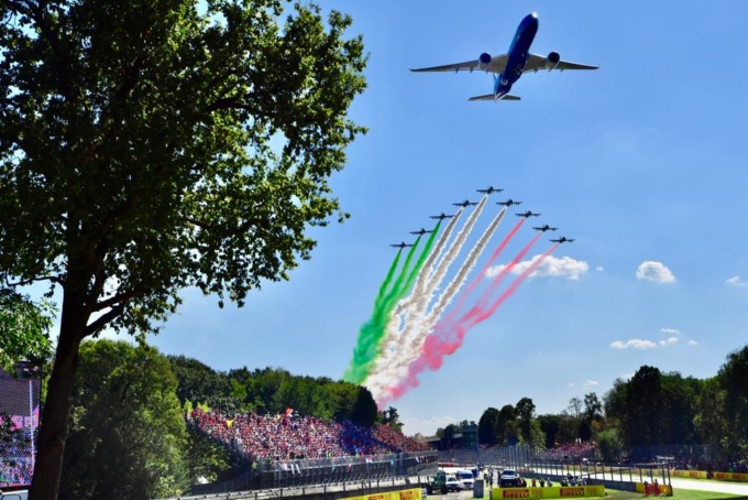 Vettel contro Mattarella e le Frecce Tricolori. La Russa “Una caduta di stile. Chieda scusa”