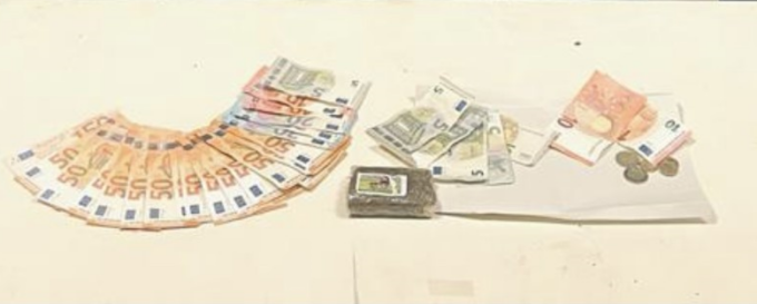 Arrestato pusher: spacciava nei giardinetti