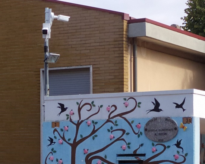 A Muggiò contro furti e vandali oltre 50 telecamere nuove nelle scuole e chiese