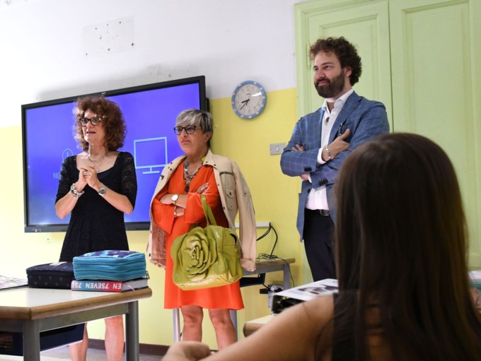 Primo giorno di scuola: nelle primarie di Vimercate il saluto del sindaco