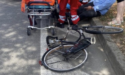 Soccorsi a Brugherio per un 32enne caduto dalla bicicletta