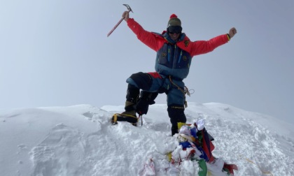 L’alpinista François Cazzanelli dalle cime del K2 a Desio