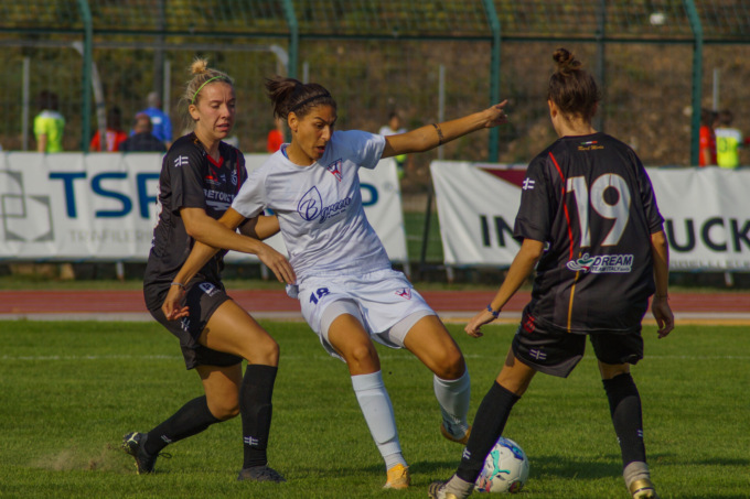 La Real Meda lotta per la vittoria fino all’ultimo minuto ma vince l’Orobica