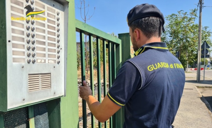 Fatture false, frode fiscale da oltre 10 milioni di euro: base operativa in Brianza