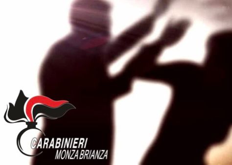 Violenza a Briosco: transessuale picchiata e derubata