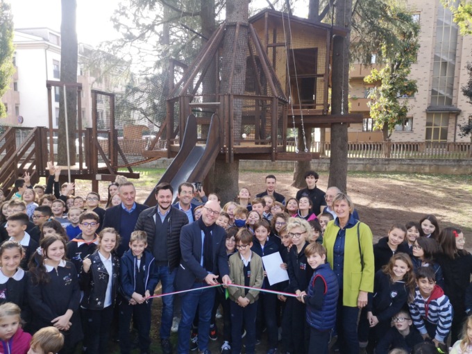Una casa sull’albero per i bambini di Cesano Maderno