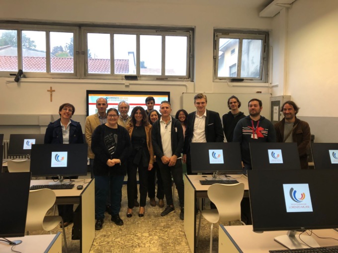 Il Milani si rifà il look tra atri e laboratori