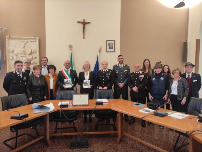Bellusco rende omaggio al Milite ignoto alla presenza del Prefetto Patrizia Palmisani
