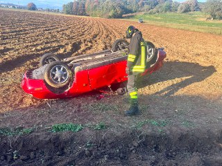 Ribaltamento a Lentate: ferito un 21enne