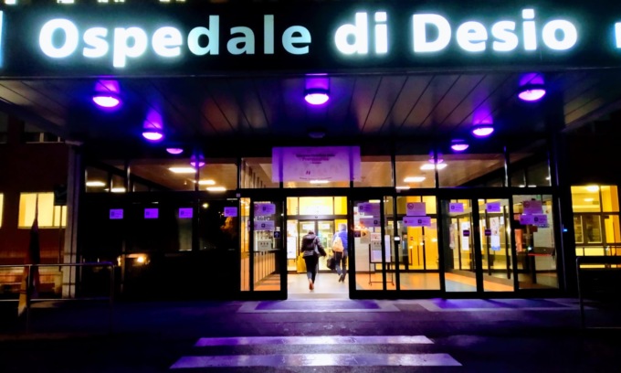 Da domani l’ospedale di Desio e Villa Tittoni si illuminano di viola