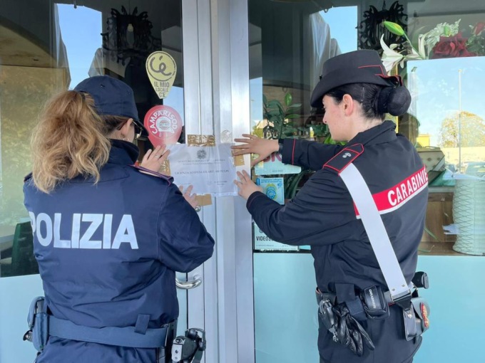 Spaccio davanti al  bar: chiuso il Darko