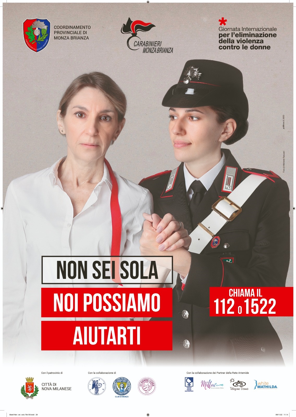 Nova Milanese in rosso contro la violenza sulle donne - Prima Monza