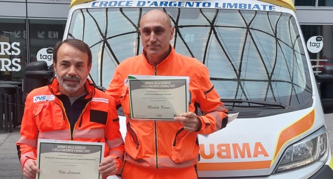 Due militi della Croce d’argento premiati dalla Regione