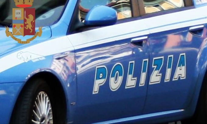 “Ecco la mia patente”: ma è quella del cugino. Arrestato rapinatore