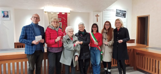 Il presidente Mattarella ringrazia per la lotta per i diritti delle donne