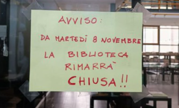 Il sindaco mette sulla graticola la bibliotecaria