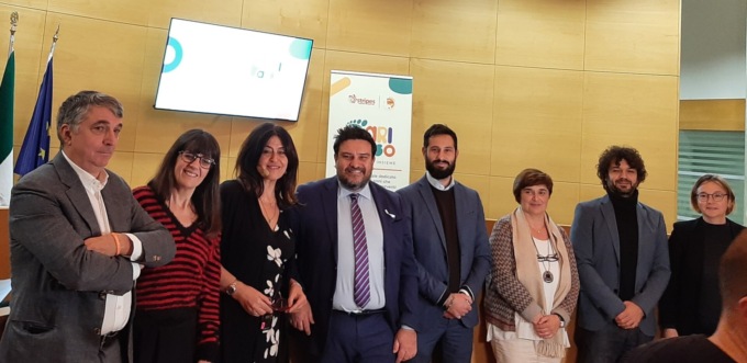Paripasso, progetto per bimbi che vivono una situazione di povertà educativa
