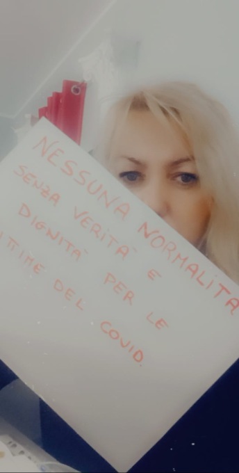 Il Covid le ha portato via il papà, lei entra nel Comitato nazionale familiari delle vittime