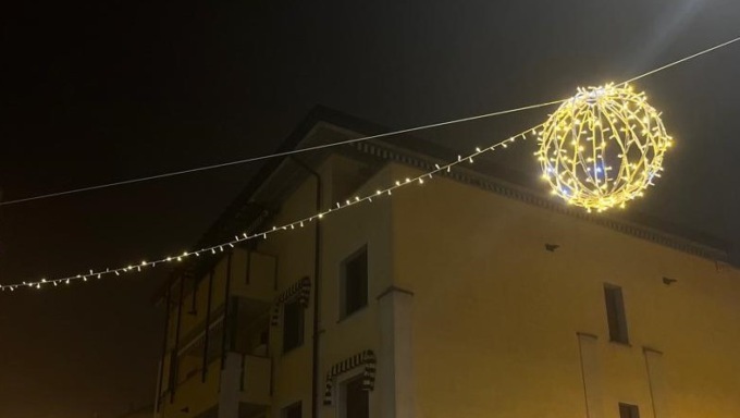 Pro Loco, commercianti e Comune insieme per illuminare il Natale di Ornago