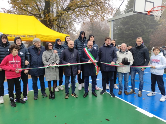 Gli amanti della pallacanestro possono esultare, anche Concorezzo ha il suo campo da basket