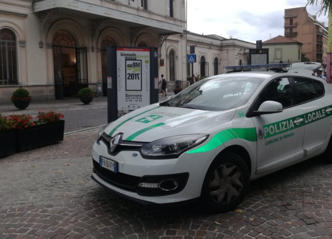 Arrestato in flagranza per spaccio di stupefacenti a un minorenne