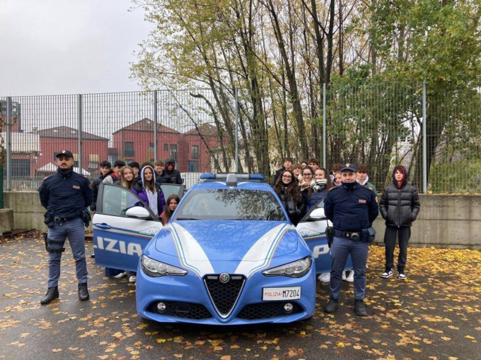 Studenti in visita alla Questura di Monza e Brianza