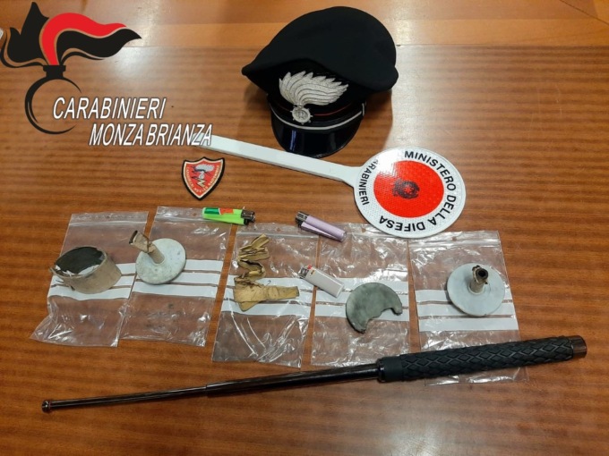 Prima le minacce, poi la bomba carta fatta esplodere sotto casa: arrestati per tentata estorsione