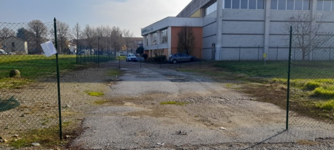 Tagliata la recinzione dell’area che ospiterà la futura casa di riposo