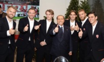 Berlusconi e la battuta sessista alla cena del Monza