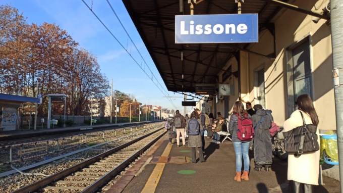 Nuovi disagi per i pendolari lissonesi: ritardi e cancellazioni sulla linea S11
