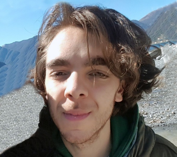 Giovane precipitato, domani le esequie e lutto cittadino