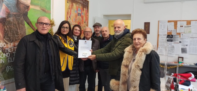 Caritas, oltre 1.600 euro in dono dai Lions