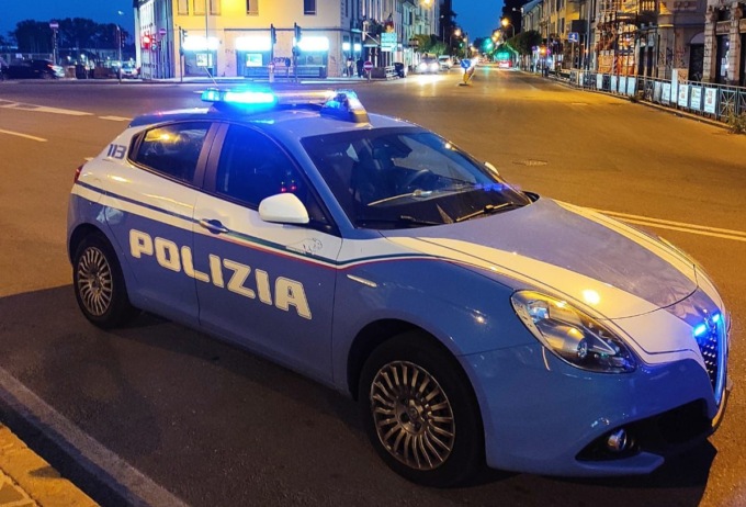 Aveva terrorizzato i commercianti del centro: rapinatore finisce in carcere