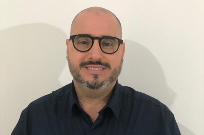 Senza lavoro dopo un grave infortunio. Imprenditore legge la sua storia e lo assume a tempo indeterminato