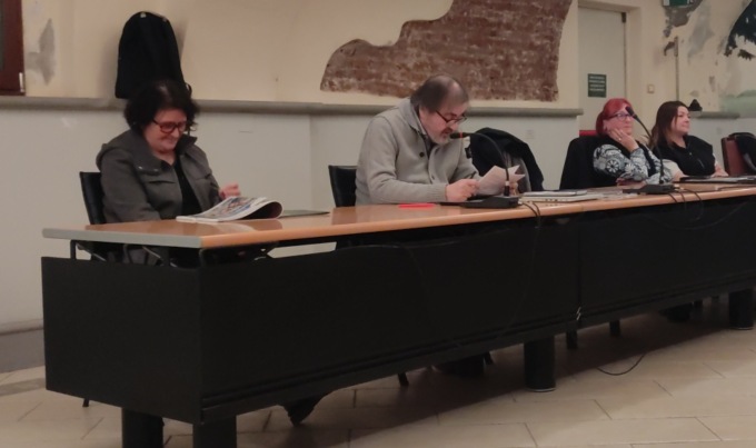 Il sindaco di Ornago non si dimette: la minoranza abbandona il Consiglio