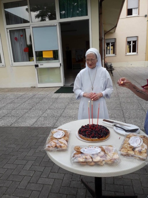 Arcore piange suor Teresina, una vita con i piccoli dell’asilo “Durini”