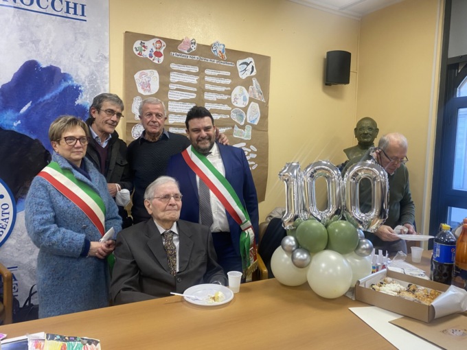 Luigi Porta festeggia 100 anni