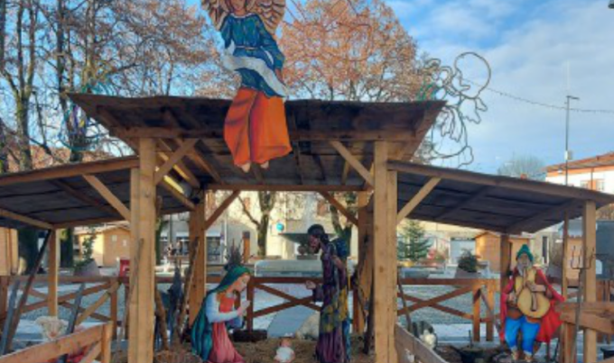 Furti e vandalismi al presepe